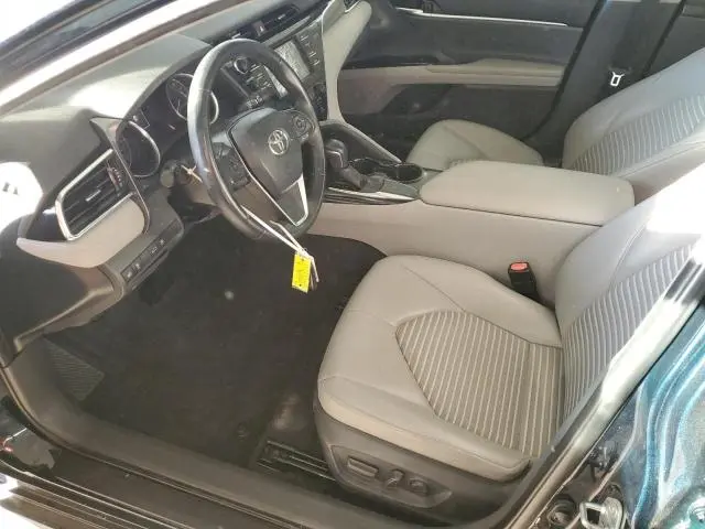 2018 TOYOTA CAMRY SE  