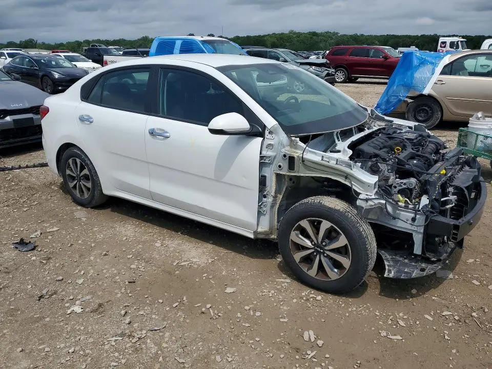 2022 KIA RIO S  
