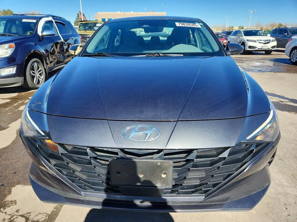 2022 HYUNDAI ELANTRA SEL  