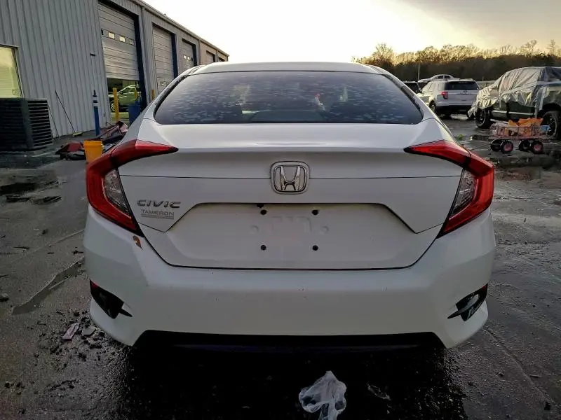 2016 HONDA CIVIC LX  
