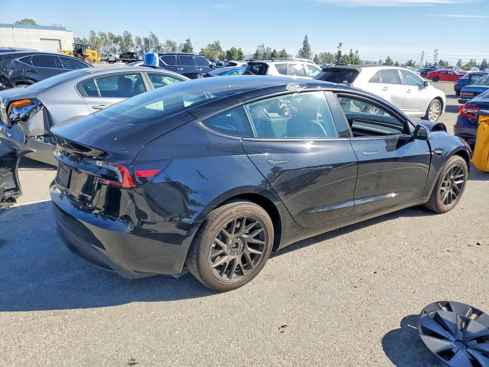 2025 TESLA MODEL 3   