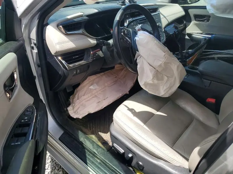 2013 TOYOTA AVALON XLE  