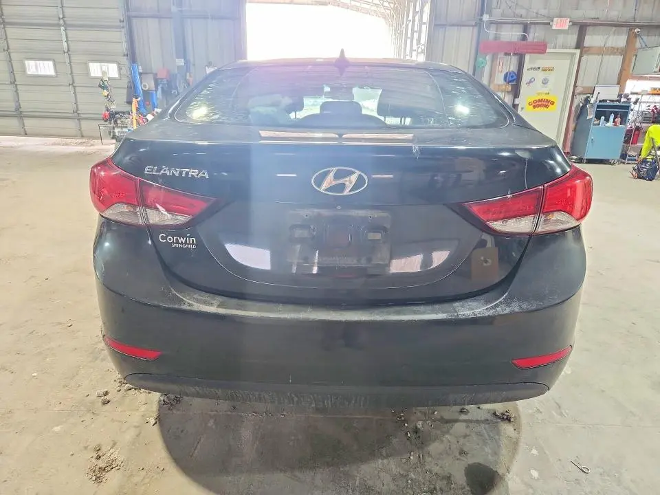 2014 HYUNDAI ELANTRA SE  
