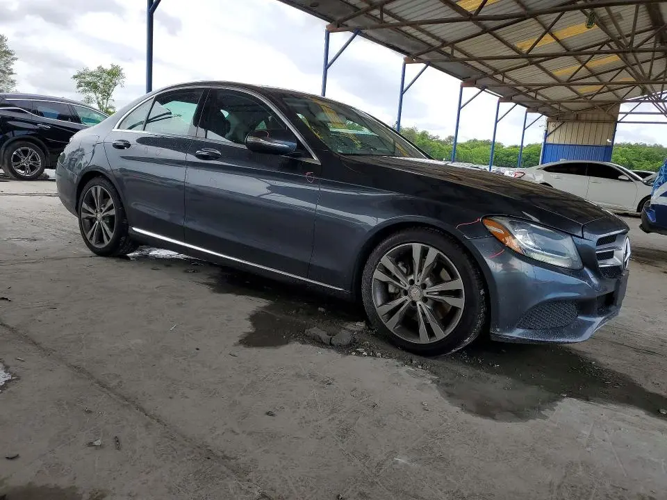2015 MERCEDES-BENZ C 300  