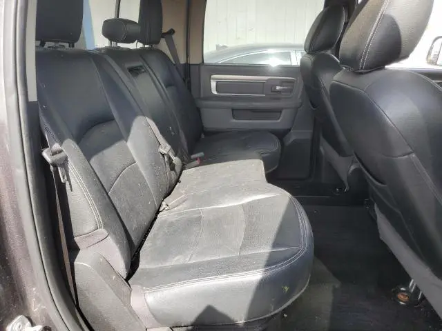 2015 RAM 1500 SLT  