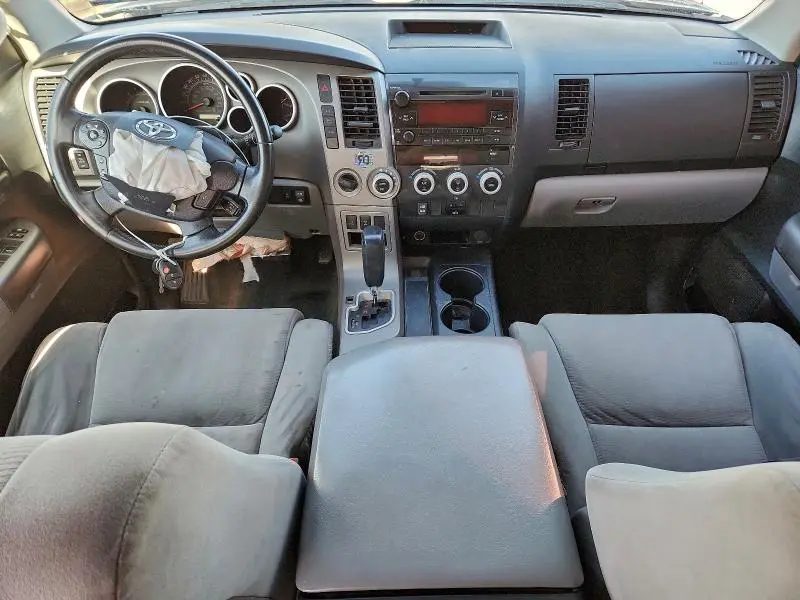 2012 TOYOTA SEQUOIA SR5  