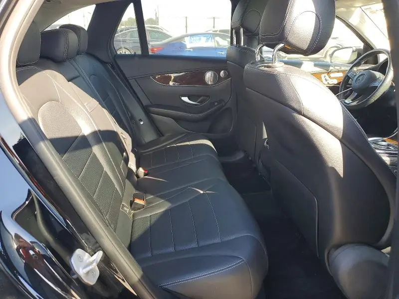 2016 MERCEDES-BENZ GLC 300 4MATIC  