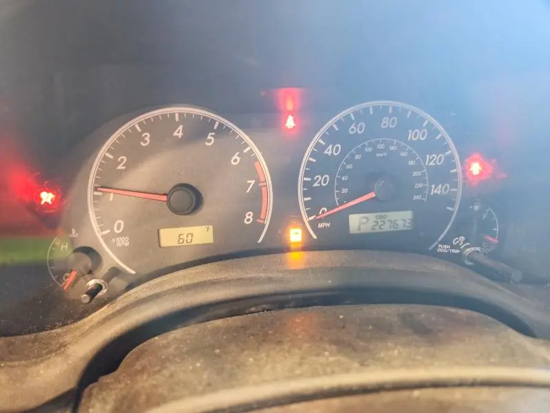 2013 TOYOTA COROLLA BASE  