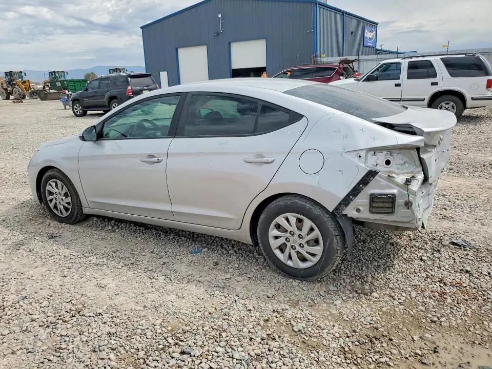 2019 HYUNDAI ELANTRA SE  