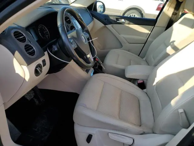 2012 VOLKSWAGEN TIGUAN S  