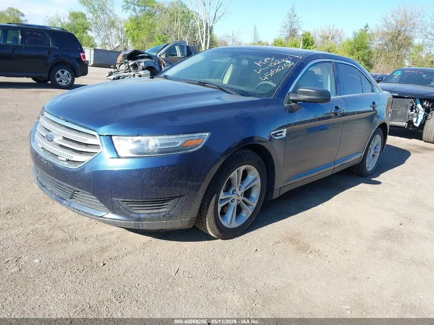 2017 FORD TAURUS SE
