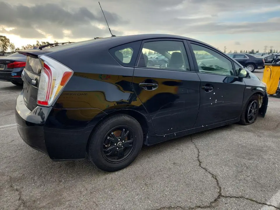 2012 TOYOTA PRIUS TWO  