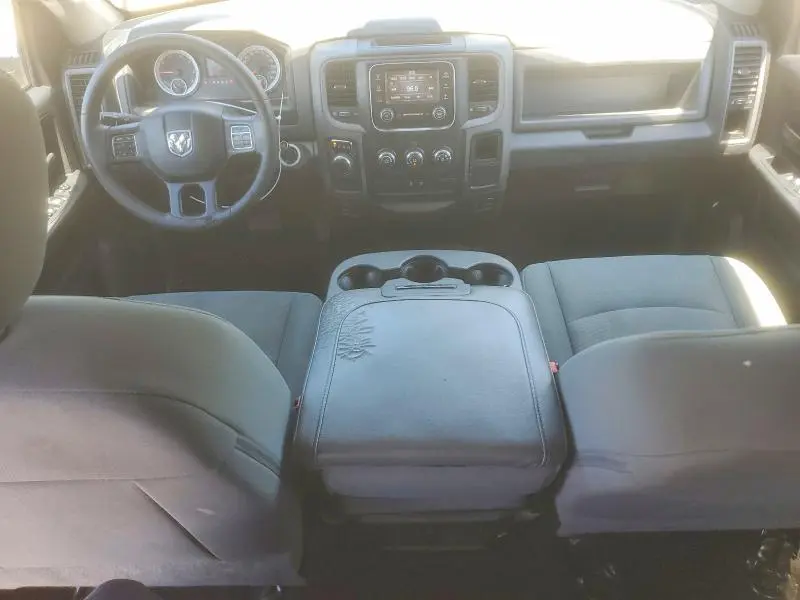 2016 RAM 1500 ST  