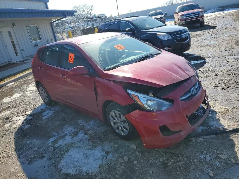 2016 HYUNDAI ACCENT SE  
