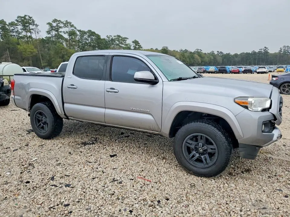 2019 TOYOTA TACOMA SR5 V6  