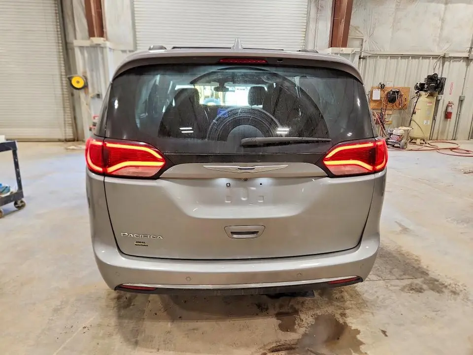 2017 CHRYSLER PACIFICA TOURING L  