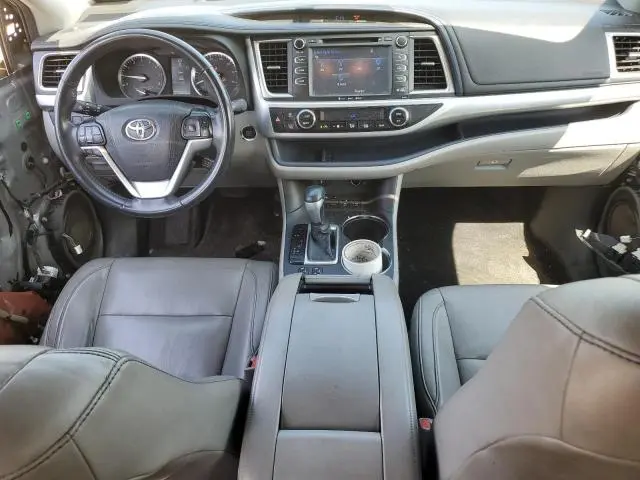 2016 TOYOTA HIGHLANDER XLE  