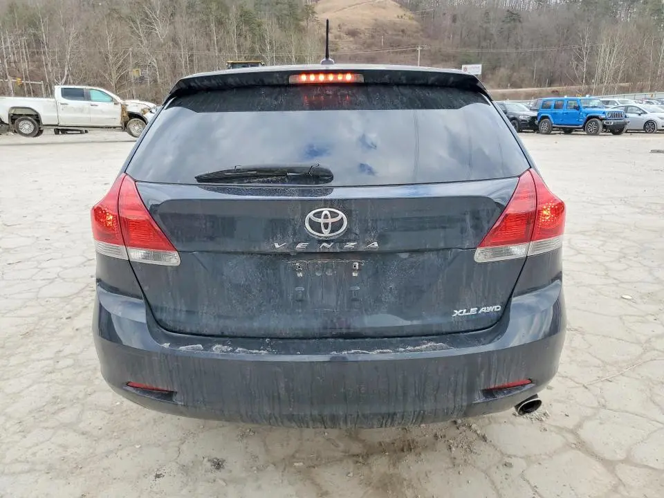 2015 TOYOTA VENZA XLE  