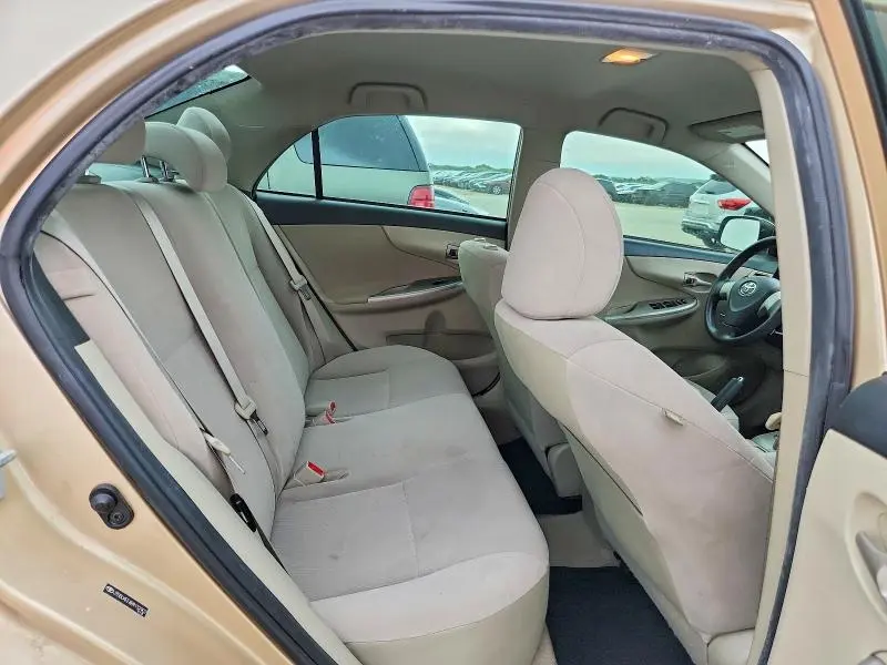 2011 TOYOTA COROLLA LE  