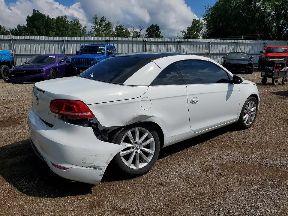 2015 VOLKSWAGEN EOS KOMFORT  