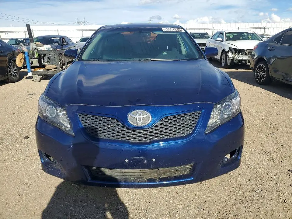 2010 TOYOTA CAMRY SE  