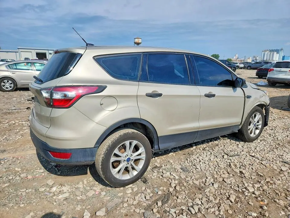 2017 FORD ESCAPE S  