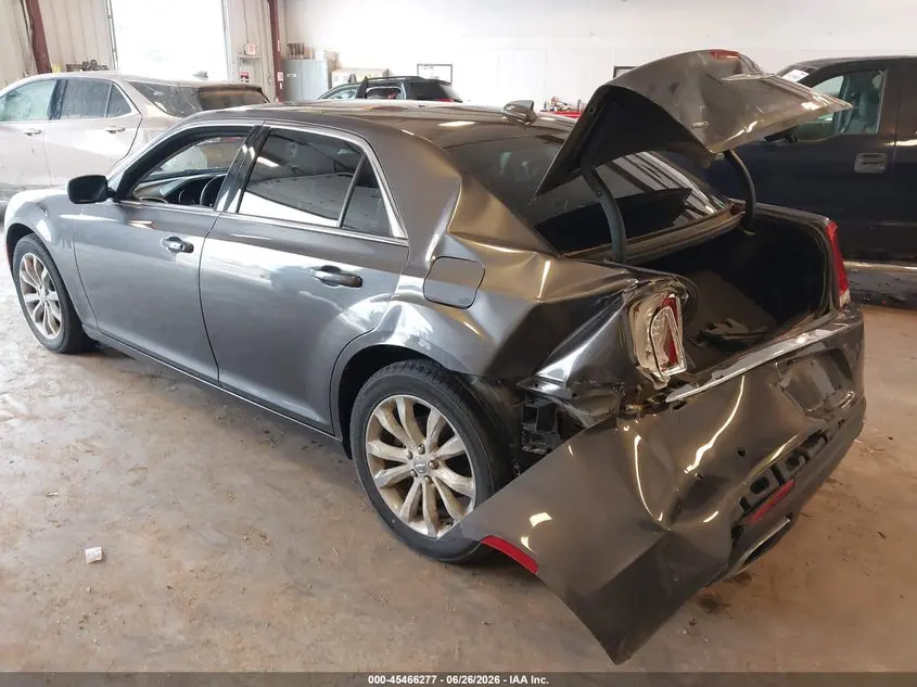 2017 CHRYSLER 300 LIMITED AWD