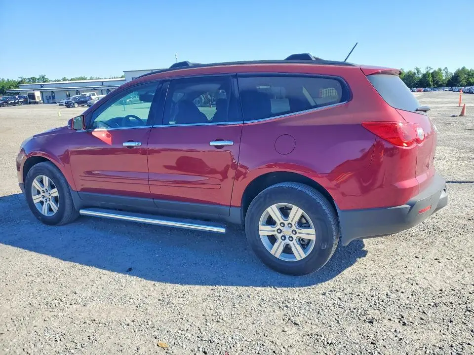 2011 CHEVROLET TRAVERSE LT  