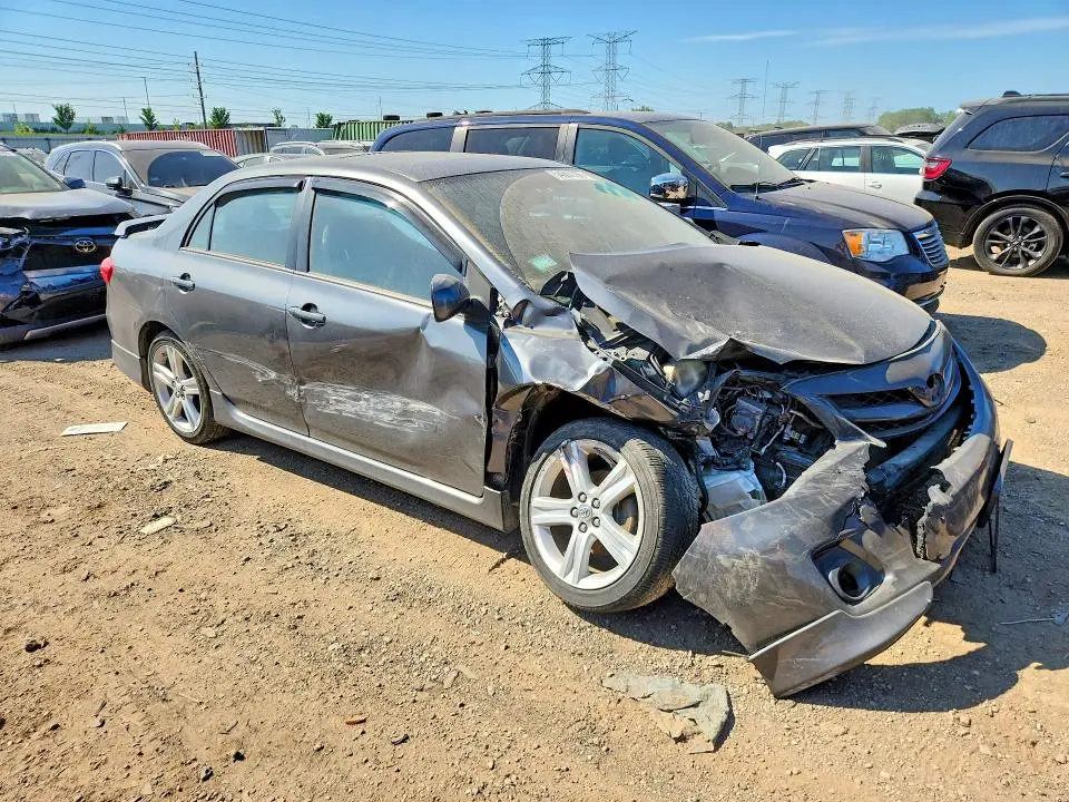 2013 TOYOTA COROLLA S  