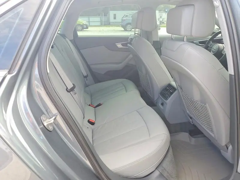 2017 AUDI A4 PRESTIGE  