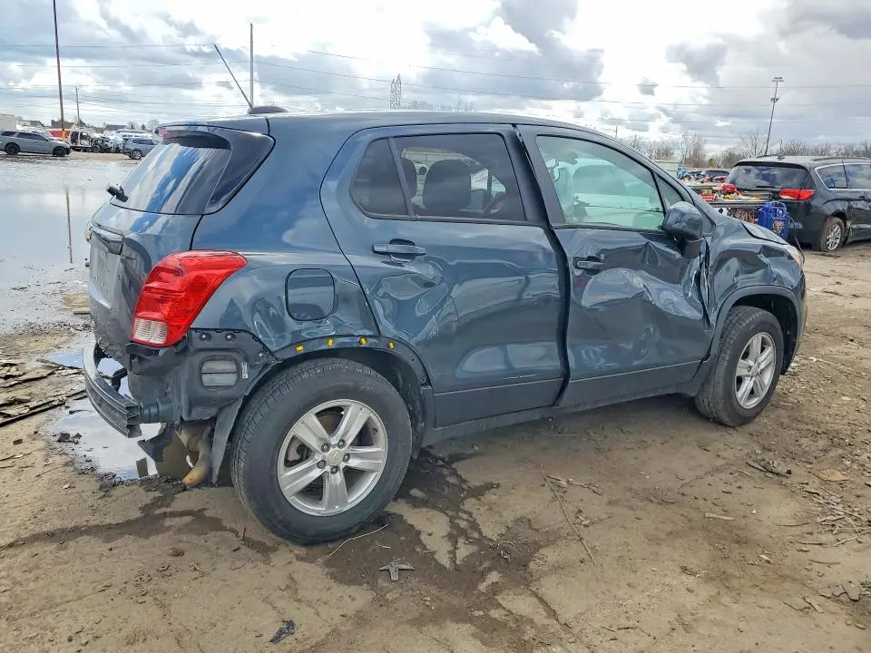 2021 CHEVROLET TRAX LS  