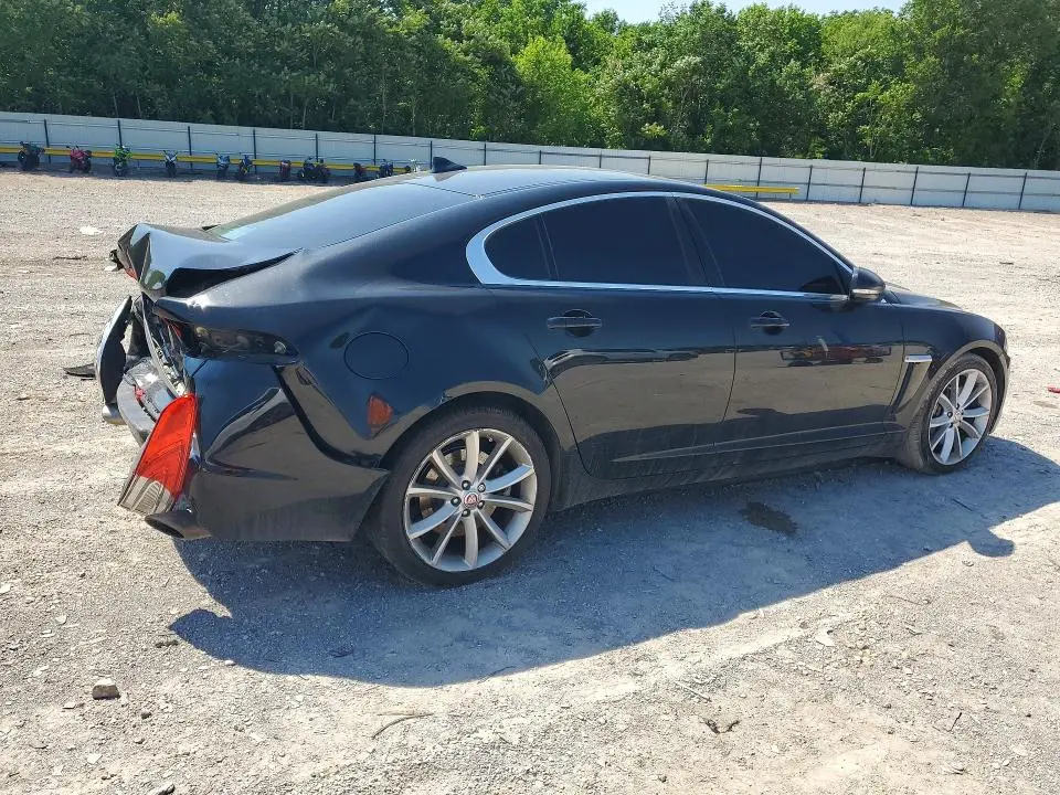 2015 JAGUAR XF 3.0 SPORT  