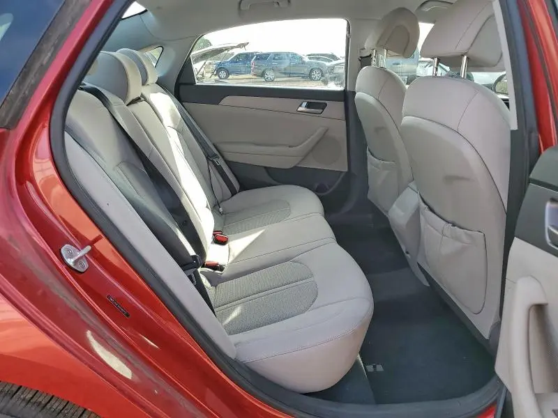 2017 HYUNDAI SONATA SE  