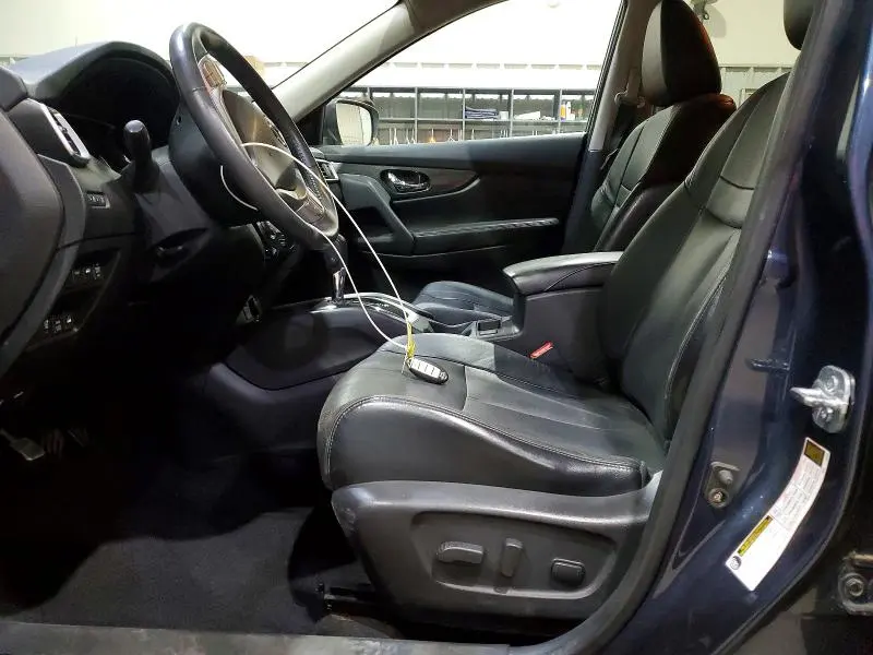 2014 NISSAN ROGUE SL  