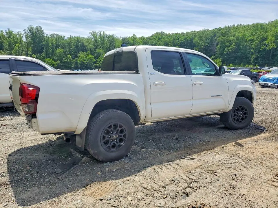 2022 TOYOTA TACOMA SR5 V6  
