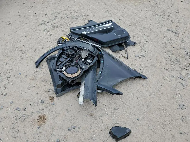 2025 GENESIS GV70 BASE  