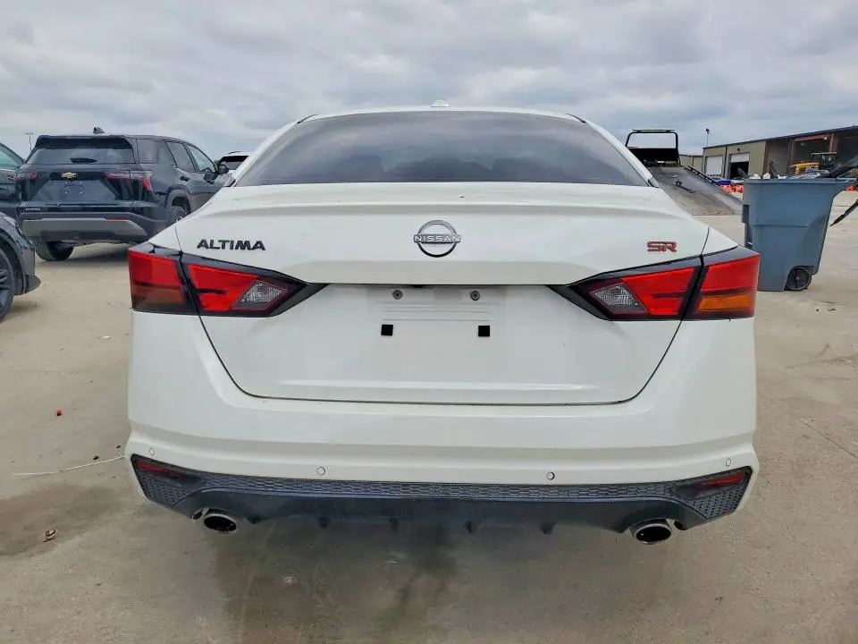 2024 NISSAN ALTIMA 2.5 SR  