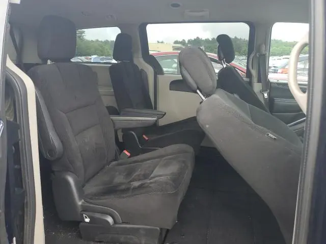 2016 DODGE GRAND CARAVAN SE  