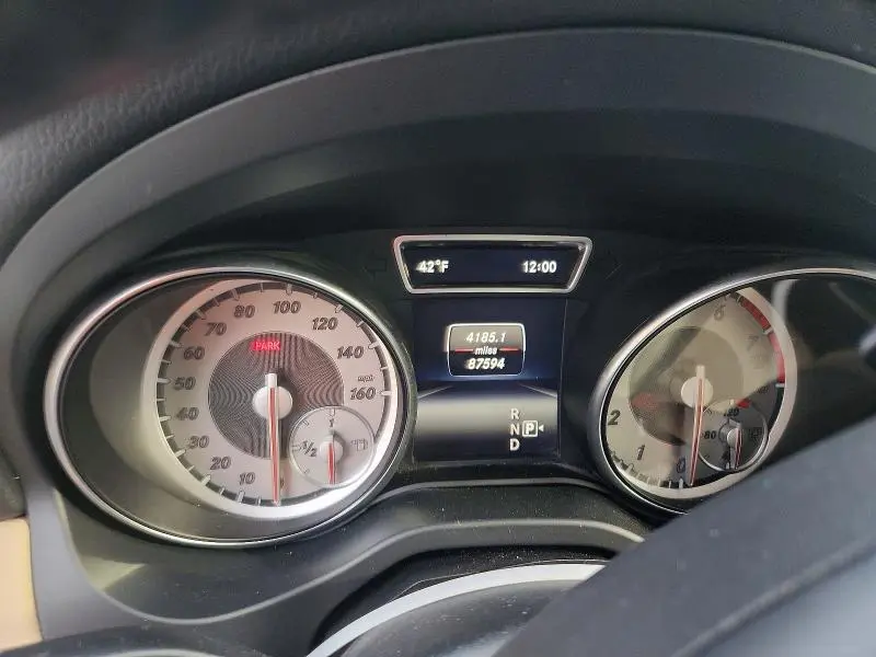 2015 MERCEDES-BENZ GLA 250 4MATIC  