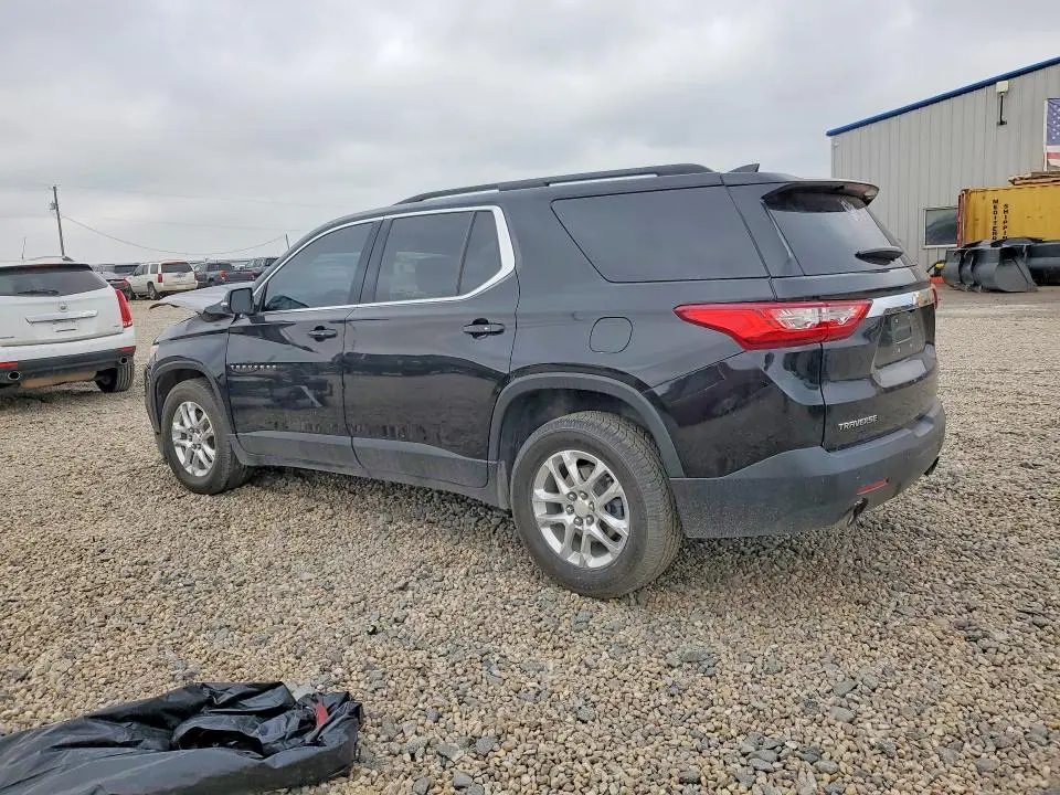 2021 CHEVROLET TRAVERSE LT  