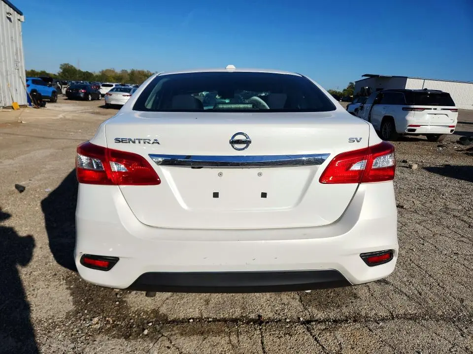 2016 NISSAN SENTRA SV  