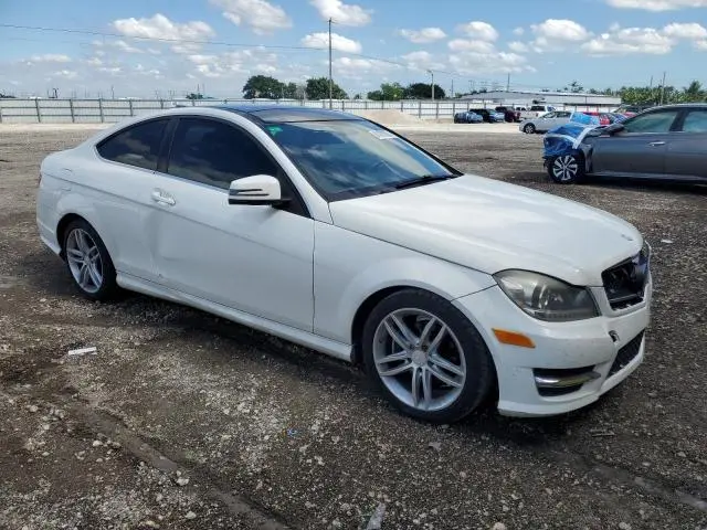 2015 MERCEDES-BENZ C 250  