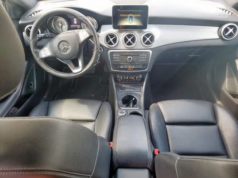 2017 MERCEDES-BENZ GLA 250  