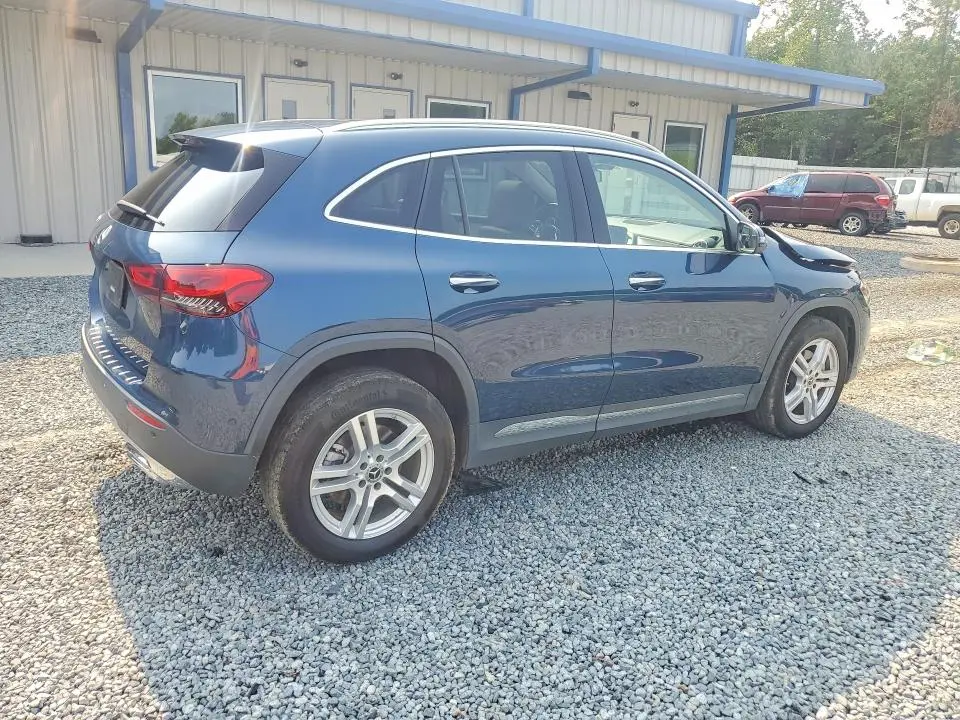 2022 MERCEDES-BENZ GLA 250  