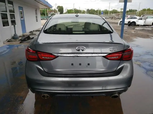 2018 INFINITI Q50 LUXE  