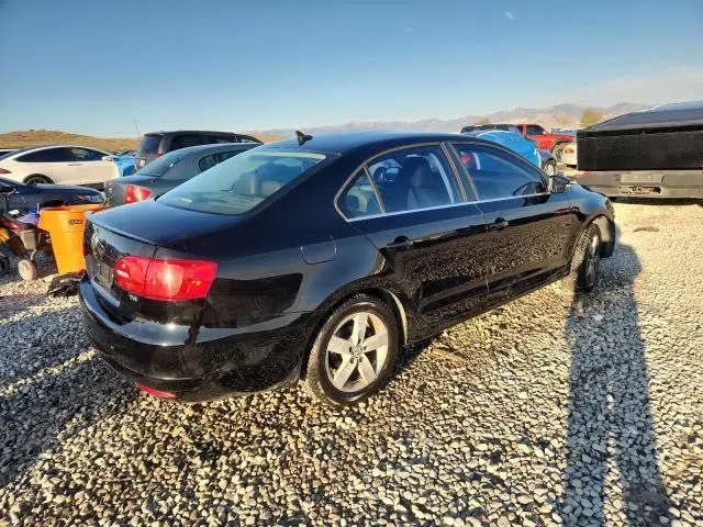 2012 VOLKSWAGEN JETTA TDI  