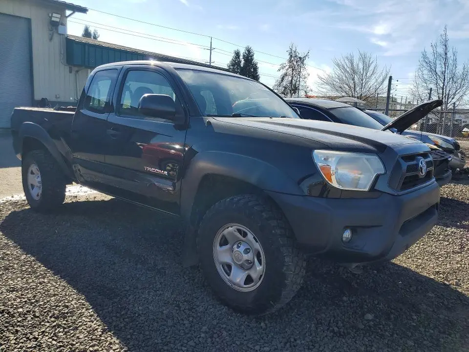 2012 TOYOTA TACOMA V6  