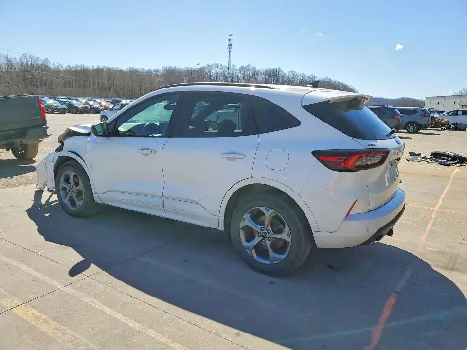 2023 FORD ESCAPE ST LINE  