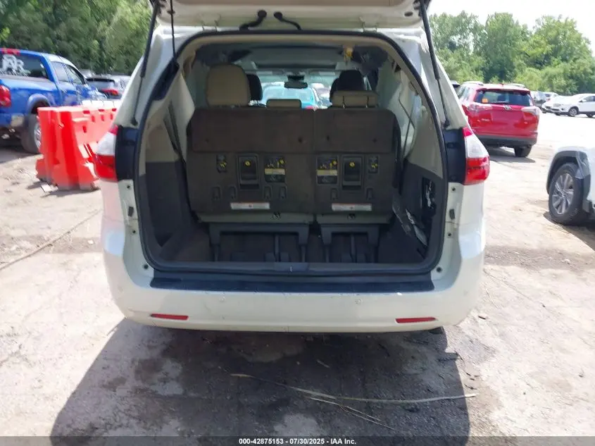 2016 TOYOTA SIENNA XLE 7 PASSENGER