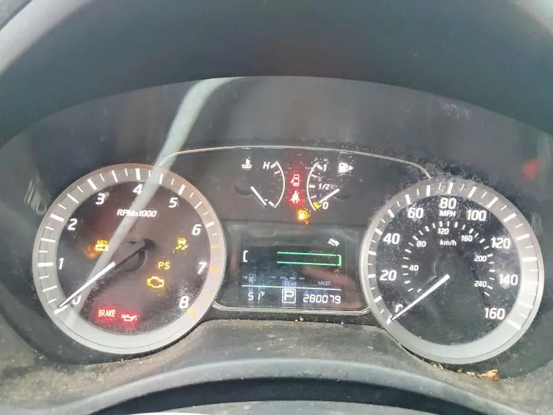 2015 NISSAN SENTRA SV  